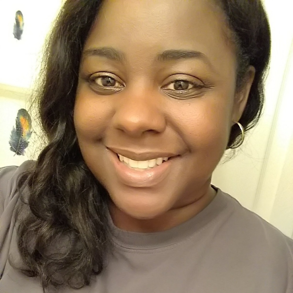 Meet your Posher, April